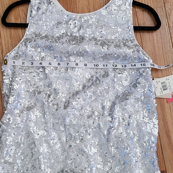 Beautiful Dress New! - Picture 9 of 11